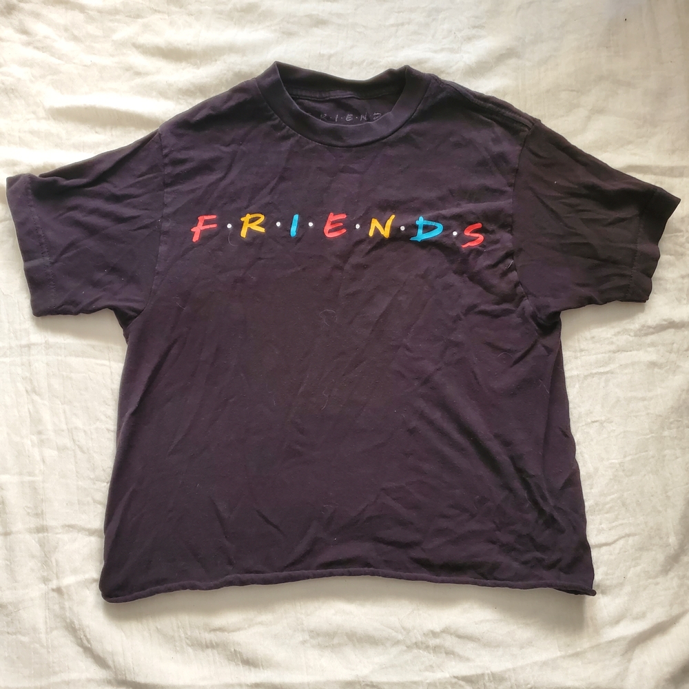 Black Friends Graphic T-Shirt Cropped Size XS